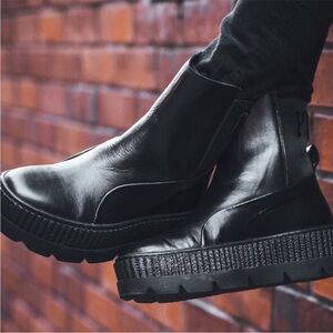 ⭐️Puma X Fenty By Rihanna Platform Chelsea Sneaker Boots size 8